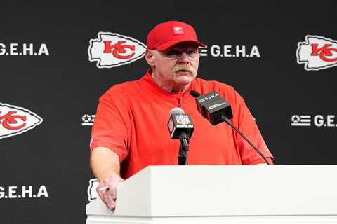 Chiefs fire assistant Todd Pinkston, two others leave in staff shakeup after disappointing 2025