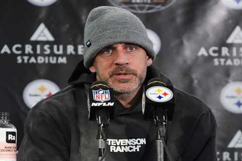 Aaron Rodgers not expected back with Steelers after Mike Tomlin’s departure as possible retirement..