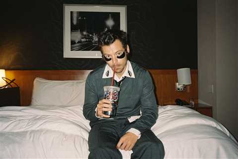 Here’s Everything We Know About Harry Styles’ New Album ‘Kiss All the Time. Disco, Occasionally’..