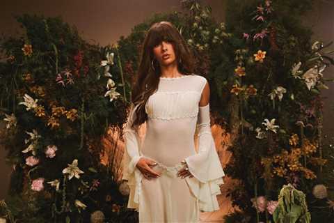 Ella Langley Announces Sophomore Album ‘Dandelion’: ‘I’ve Never Poured More of Myself Into..