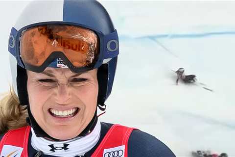 Lindsey Vonn Wipes Out on Video During World Cup Race Before Winter Olympics