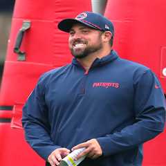 Meet Zak Kuhr, the Patriots ‘mastermind’ who’s earned Mike Vrabel’s trust — twice