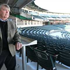 Duck dynasty: Frank Boulton passing Long Island baseball torch after 25 years