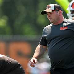 Giants land Mike Bloomgren as new offensive line coach as John Harbaugh’s staff fills up
