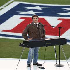 No controversy this year as Charlie Puth’s national anthem goes under projected time before Super..