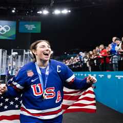 Hilary Knight, Evan Bates will carry USA flag at Olympic closing ceremony