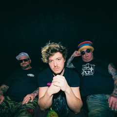 Sublime Signs With Atlantic Records Following Record-Breaking Alternative Airplay Run