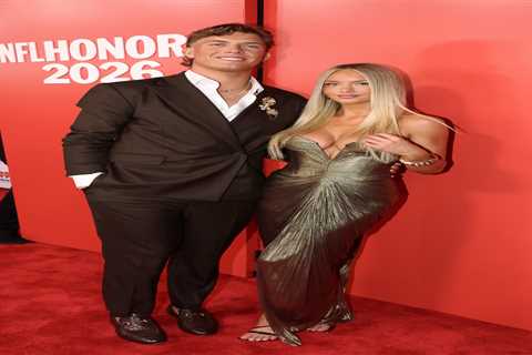 Jaxson Dart, Marissa Ayers stun together at 2026 NFL Honors red carpet