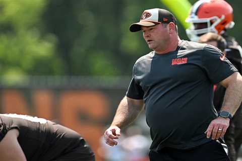 Giants land Mike Bloomgren as new offensive line coach as John Harbaugh’s staff fills up