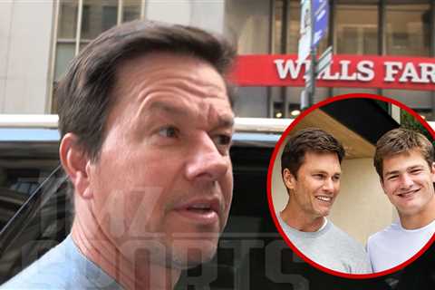 Mark Wahlberg Says Patriots Will Whoop Seahawks Ass In Super Bowl