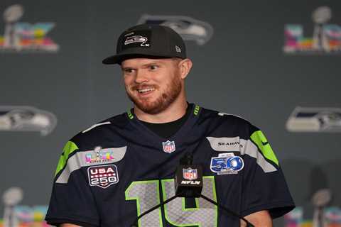 Seahawks vs. Patriots prediction: Sam Darnold Super Bowl props, picks