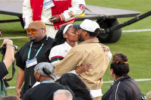 Donovan Mitchell praises fiancée Coco Jones after riveting Super Bowl 2026 performance