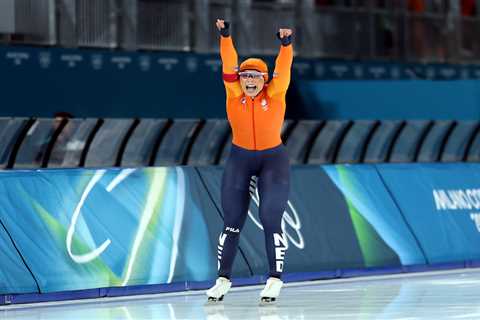 Jutta Leerdam wins gold, breaks Olympic record with fiancé Jake Paul brought to tears