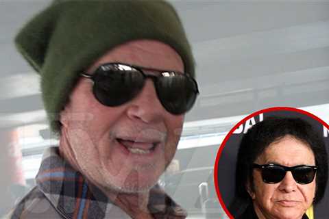 RHCP Drummer Chad Smith Says Rap Belongs in Rock & Roll Hall of Fame