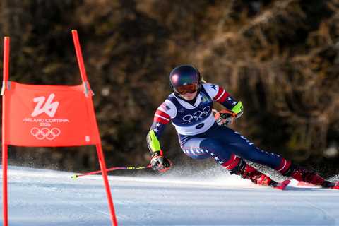 Mikaela Shiffrin’s Olympic medal drought continues with giant slalom letdown