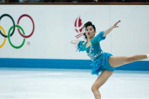 Olympic Gold Medalist Kristi Yamaguchi 'Memba Her?!