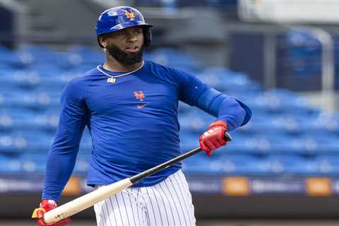 Mets’ Luis Robert Jr. puts on a laser show at spring training batting practice