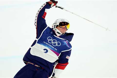 American Alex Ferreira wins gold in men’s freeski halfpipe — and makes history at 31