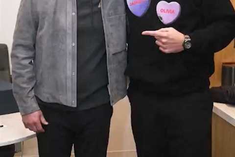 Luka Dončić gifts Lakers head coach J.J. Redick $5,000 jacket