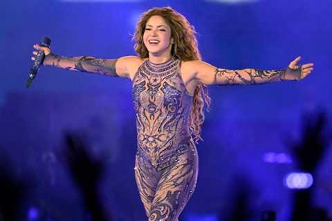 Shakira Bids Farewell to Mexico’s GNP Seguros Stadium After Record-Breaking 13 Dates: ‘It’s..