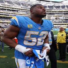 Khalil Mack signs one-year deal with Chargers after previously mulling retirement