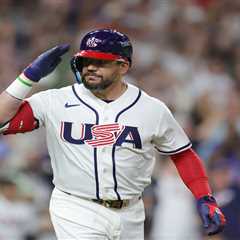 Kyle Schwarber’s homer powers Team USA past Great Britain in WBC after sluggish start