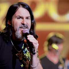 Boston Singer Tommy DeCarlo Dead at 60 After Brain Cancer Diagnosis