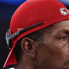 Pat Mahomes Sr. Avoids Prison, Judge Extends Probation