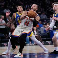 Knicks pull off 21-point comeback to avoid embarrassment of loss to shorthanded Warriors