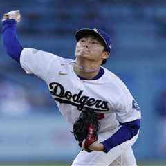 Dodgers rout Dbacks to kick off pursuit of third-straight World Series