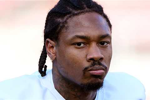 Stefon Diggs Getting Released From Patriots, Thanks Team For 'Hell of a Year'