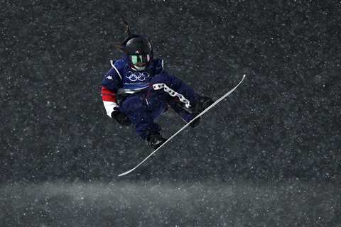 Chloe Kim confuses Pink for Kelly Clarkson in embarrassing moment on live TV