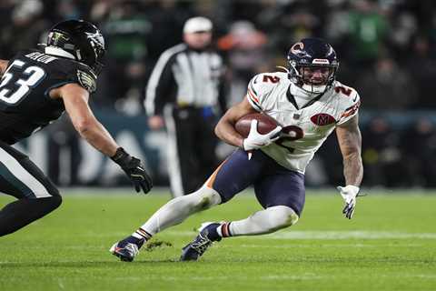 Bills acquiring DJ Moore from Bears in trade stunner