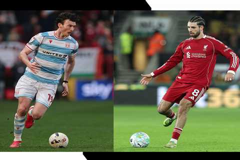 What do tickets cost for the Wrexham-Liverpool match at Yankee Stadium?