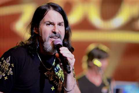 Boston Singer Tommy DeCarlo Dead at 60 After Brain Cancer Diagnosis