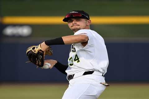 SF Giants finalize Opening Day roster — with surprise decision