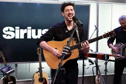 Mumford & Sons, Offspring, Strokes, Goo Goo Dolls to Headline 2026 Sea.Hear.Now Festival