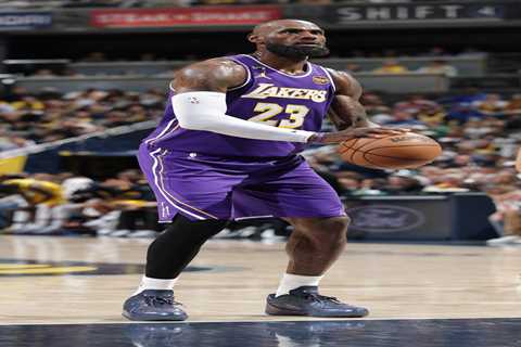 Road-weary Lakers close out 6-game trip with win over Pacers