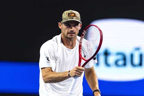 Tommy Paul has one-word reaction to fiancée Paige Lorenze’s Miami Open look