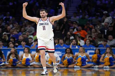 UConn vs. Michigan State prediction: March Madness 2026 Sweet 16 picks, odds, best bets Friday