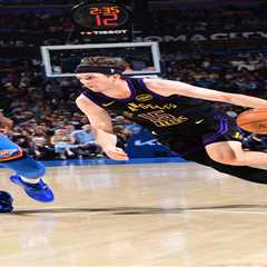 Lakers’ Austin Reaves (oblique) out for remainder of regular season