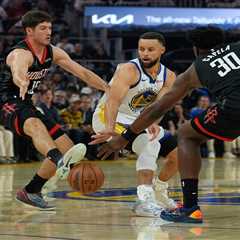 Curry nearly leads Warriors to shocking comeback against Rockets in return