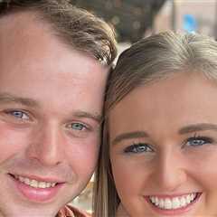 Kendra & Joseph Duggar Reunite in Arkansas After His Jail Release