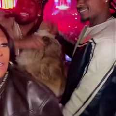 Stefon Diggs attends Cardi B show with mom, brother after breakup