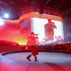 Justin Bieber Serenades Billie Eilish, Duets With SZA During Guest-Filled Coachella Weekend 2 Set