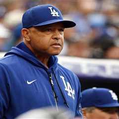 Dave Roberts disputes catcher’s eye-popping comments in loss: ‘Little fishy’