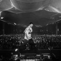 Fred again.. Discouraged Phone Use On His USB002 Tour, Now He’s Giving Away Photos & Videos From..