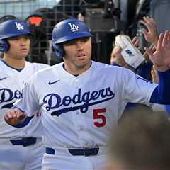 Why Dodgers almost put Freddie Freeman at third base in walk-off win over Marlins