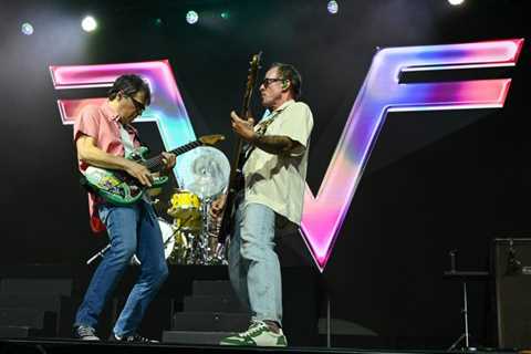 Weezer Drop Rocking New Single ‘Shine Again’: Listen