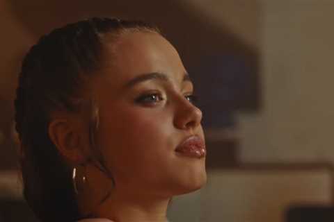 Shiloh Jolie Looks Just Like Angelina in New Music Video Cameo